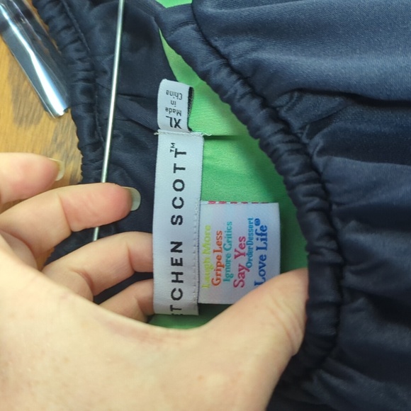 NWT Gretchen Scott Navy and Green Tassel Halter Top With Built in Bra Size XL - Picture 4 of 8